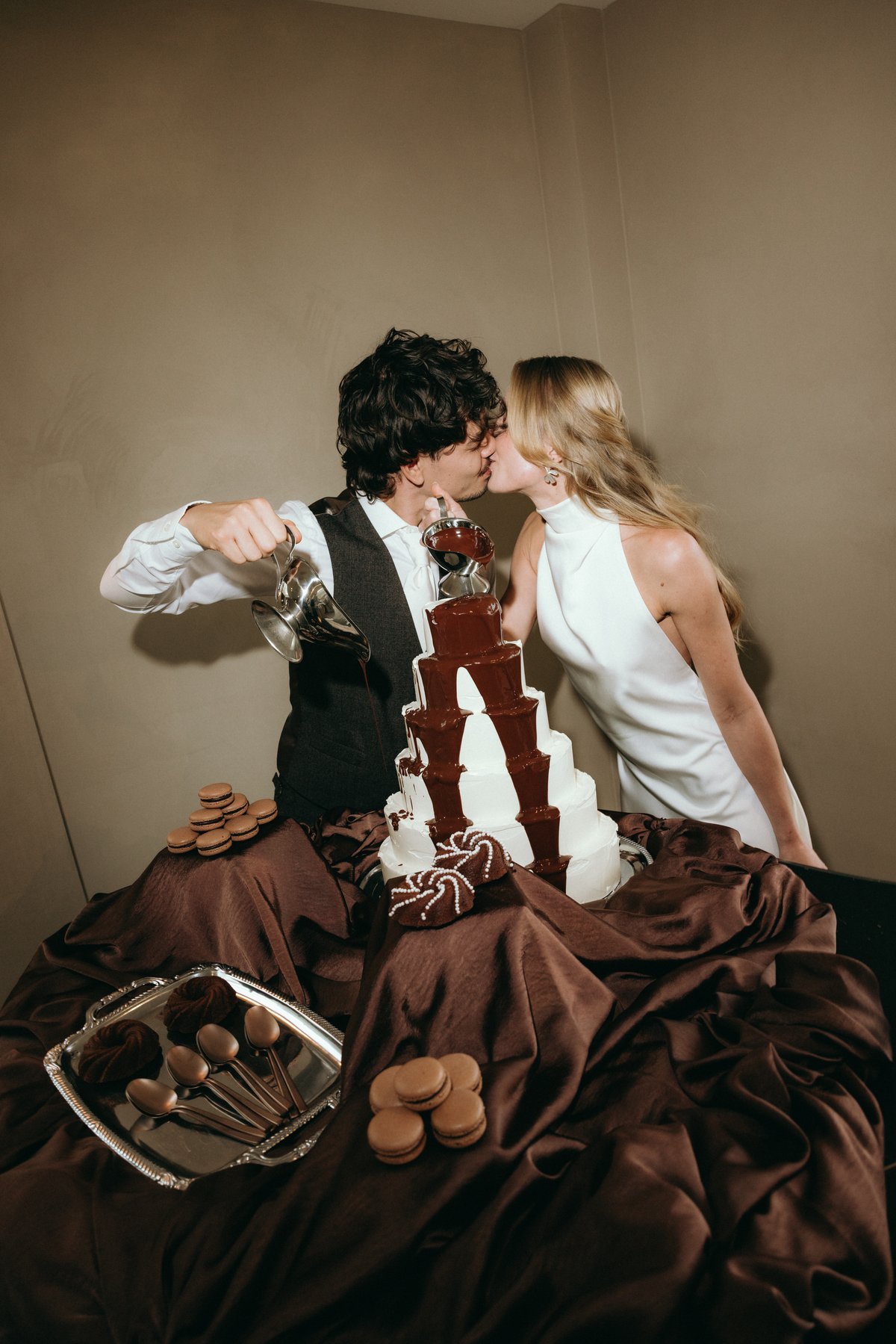 Wedding makeup & hair — atMirror, Monnickendam by Anna Merenfeld (photo 4)
