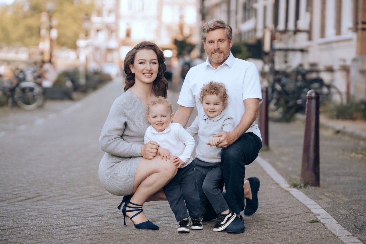 Photoshoot makeup & hair — Carly and Family, Amsterdam by Anna Merenfeld (photo 2)