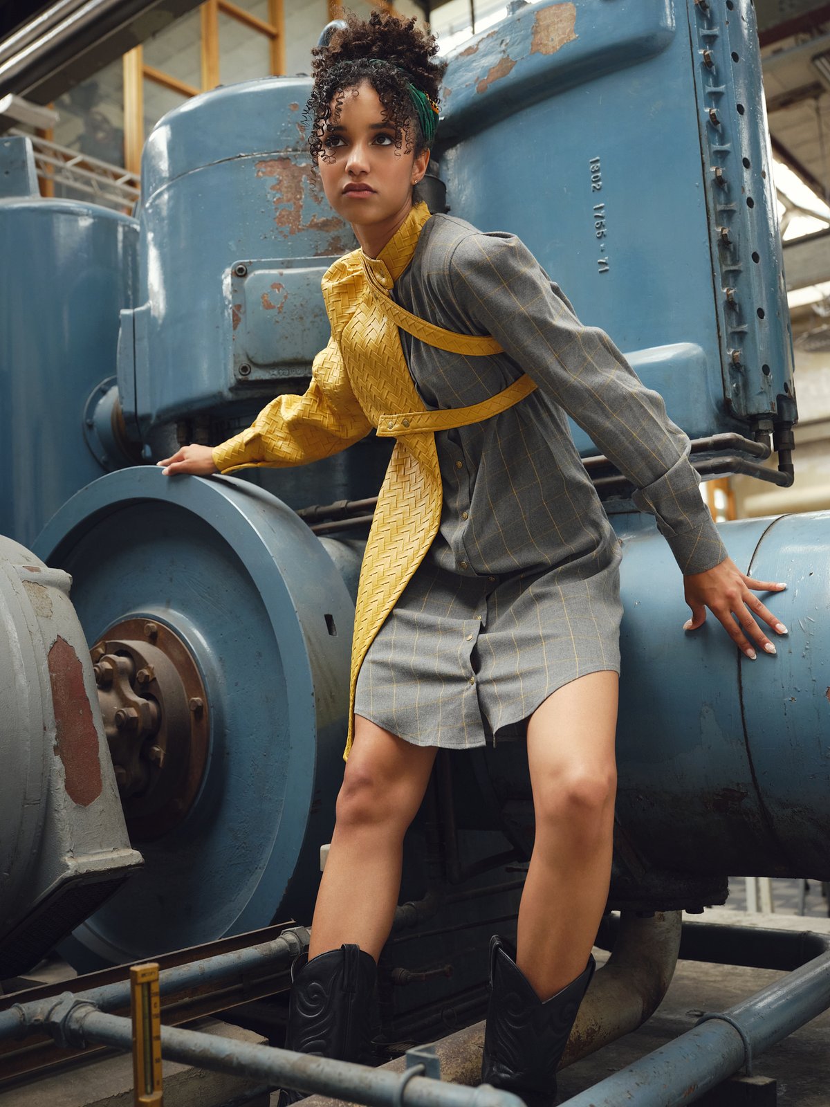 Editorial makeup & hair — Ecopolina Magazine by Anna Merenfeld (photo 3)