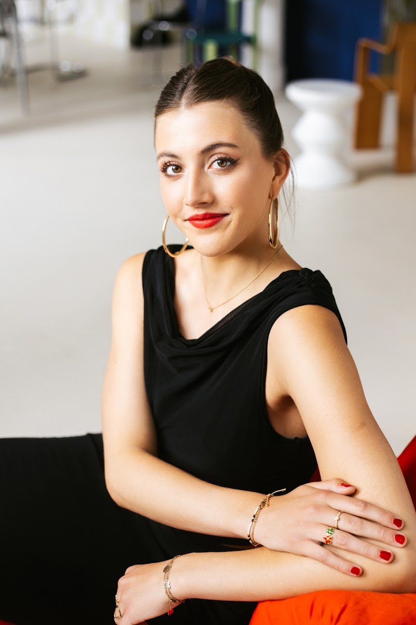 Photoshoot makeup & hair — Loulou by Anna Merenfeld (photo 3)