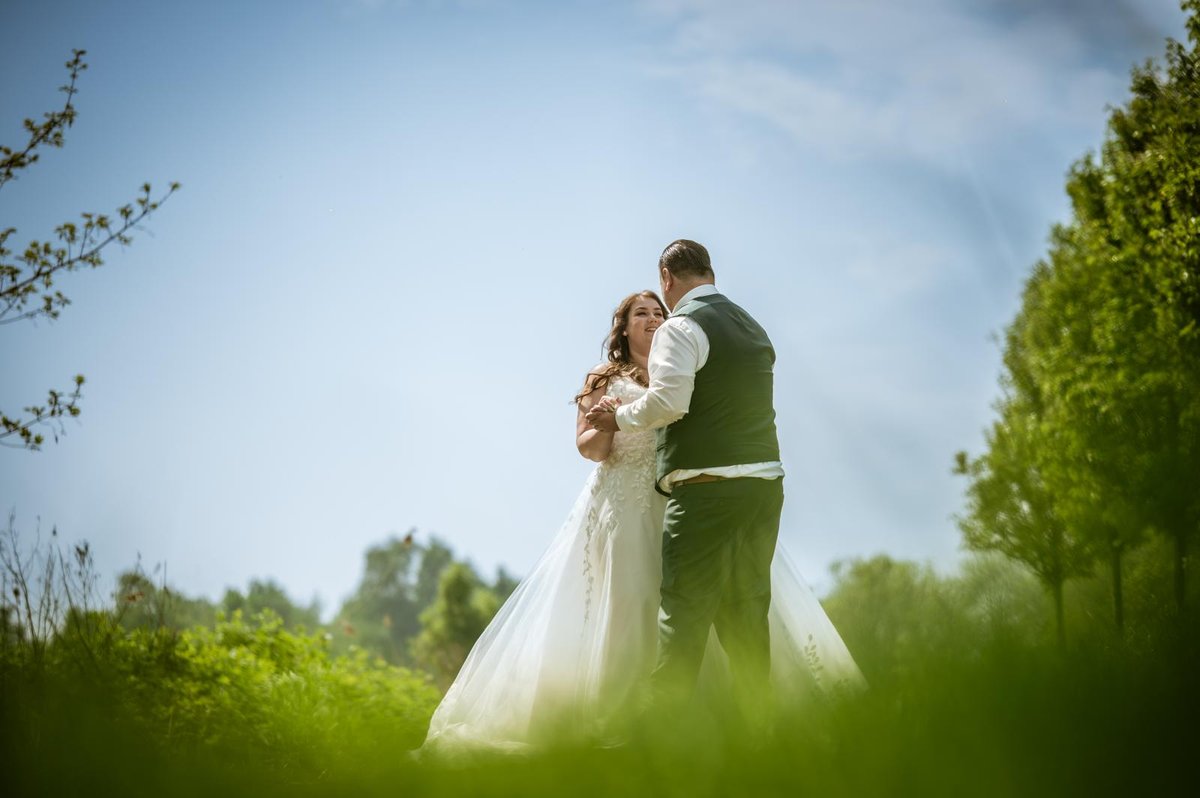Bridal makeup & hair — Nikky, Badhoevedorp by Anna Merenfeld