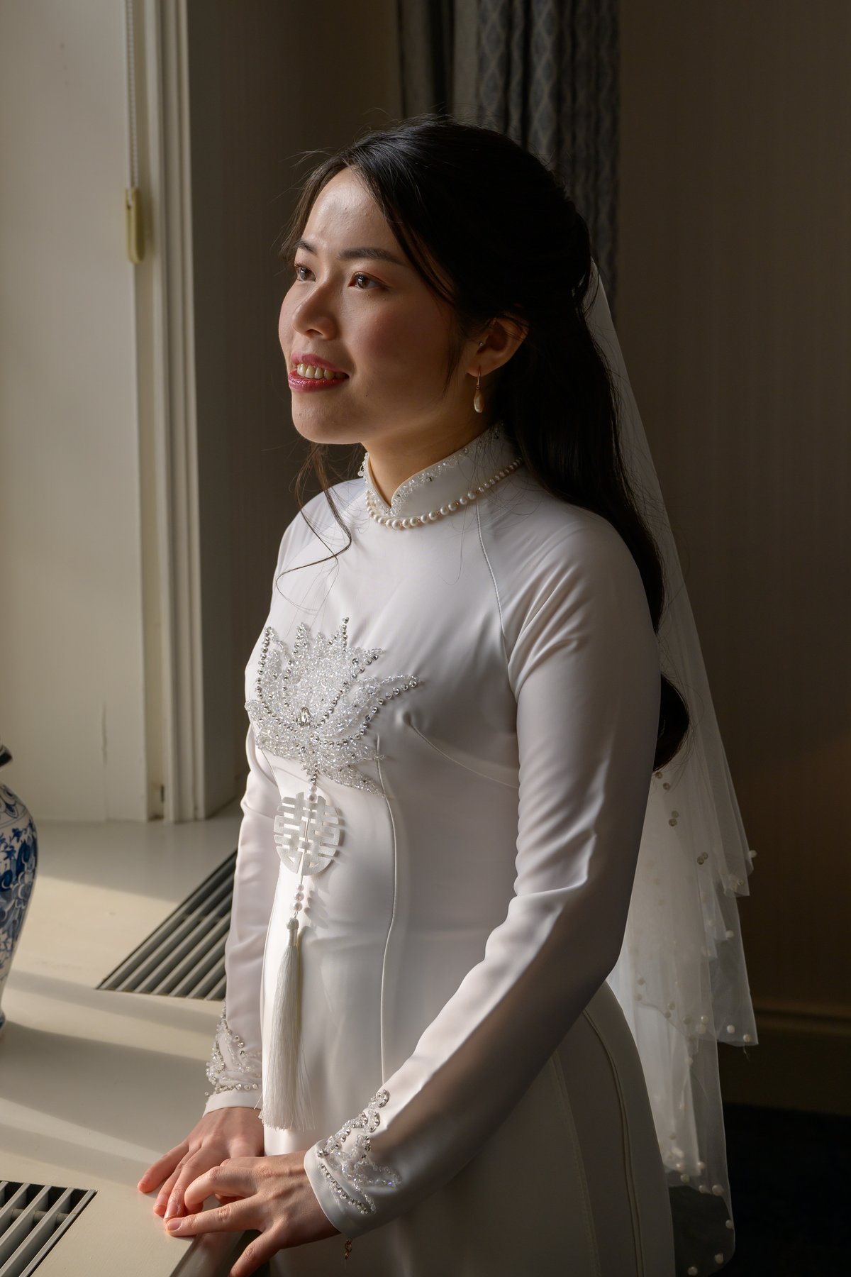 Bridal makeup & hair — Thao, Bloemendal by Anna Merenfeld (photo 3)
